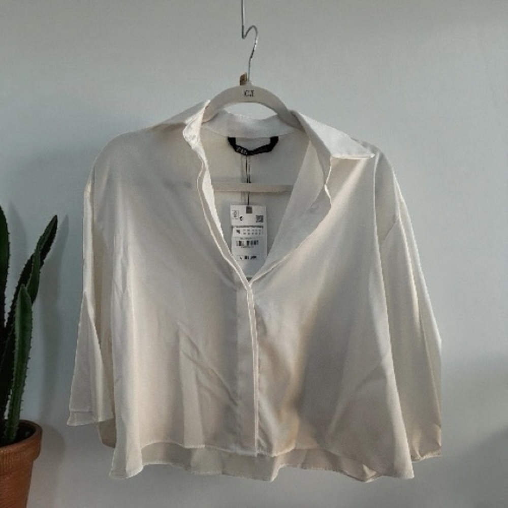 Zara Cream Button Down Women's Shirt - NEW